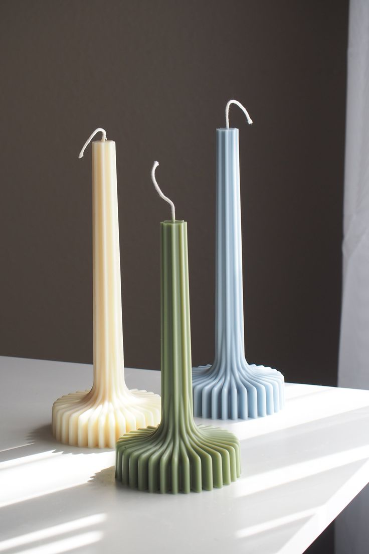 Ribbed Lamp Candle